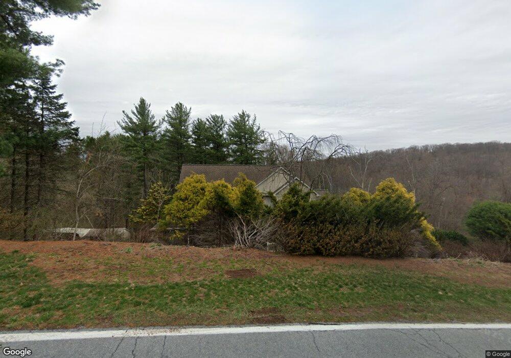 1129 Hunters Rd unit WY, Mohnton, PA 19540 - photo 1