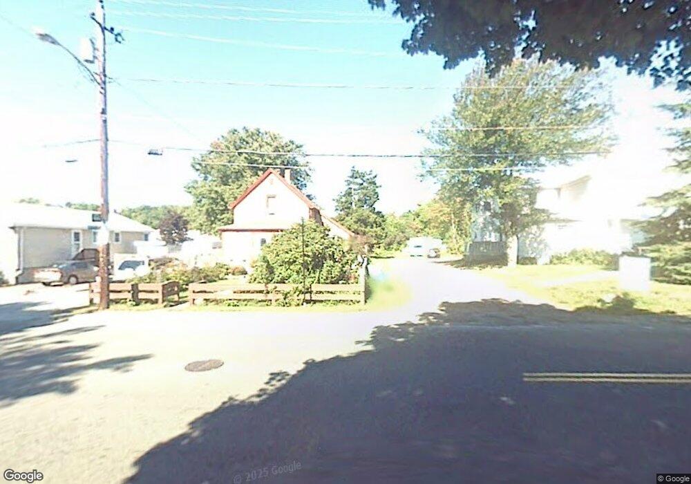 105 Vine St unit 1, Saugus, MA 01906 - photo 1