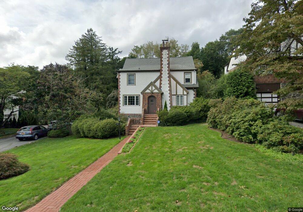 24 Rockland Ave, Larchmont, NY 10538 - photo 1