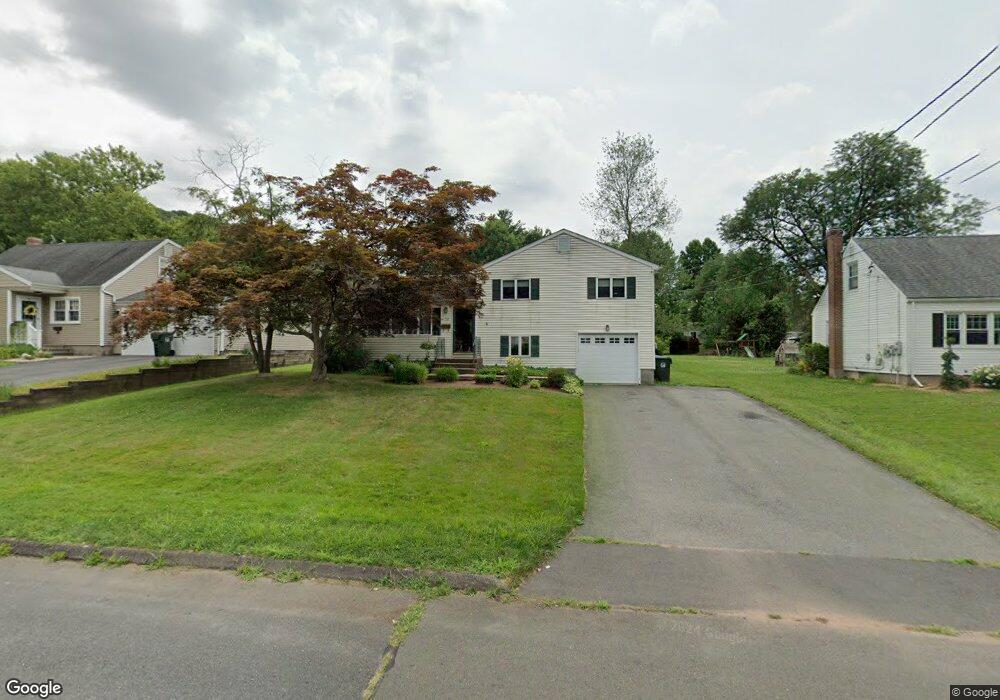 150 Knollwood Rd, Newington, CT 06111 - photo 1