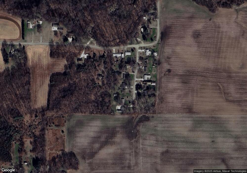 15126 Algonquin Rd, Three Oaks, MI 49128 - photo 1