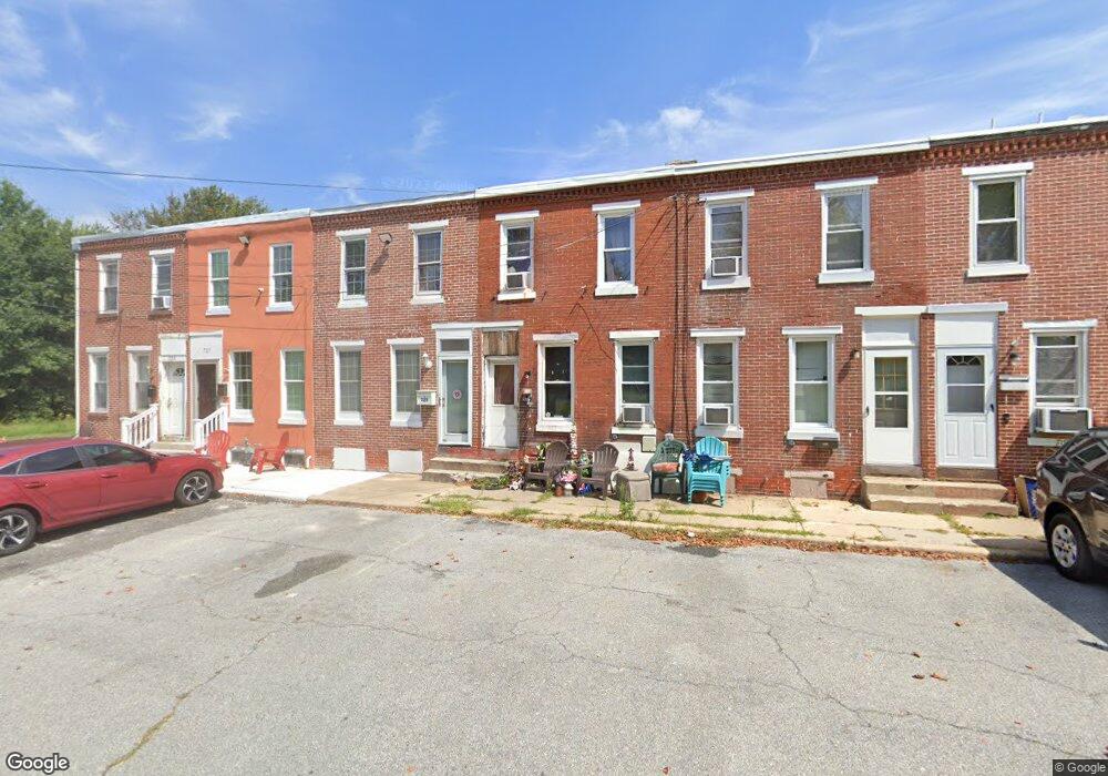 723 Clymer St, New Castle, DE 19720 - photo 1