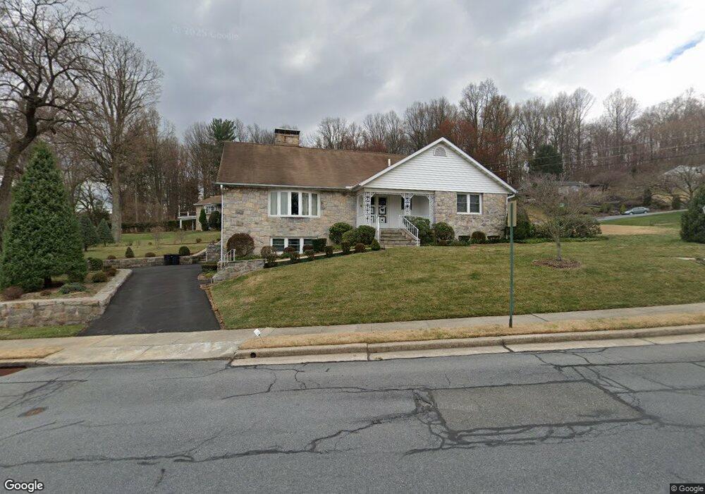 404 E Broad St, Reading, PA 19607 - photo 1