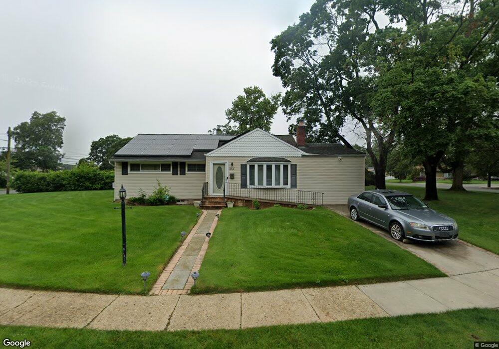 253 Coventry Rd N, West Hempstead, NY 11552 - photo 1