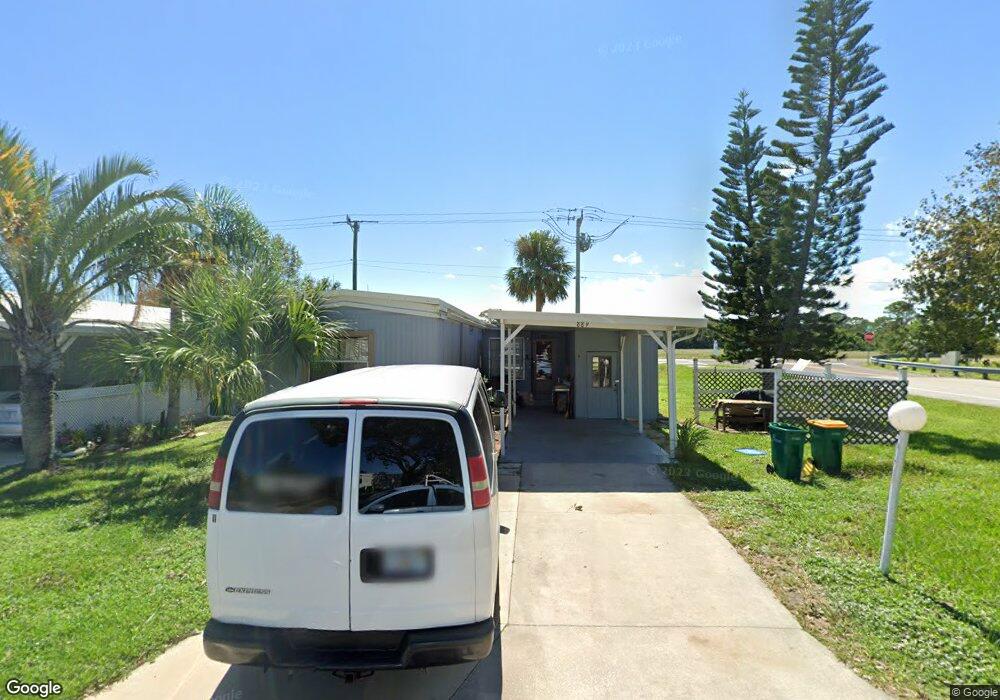 889 Laurel Cir, Sebastian, FL 32976 - photo 1