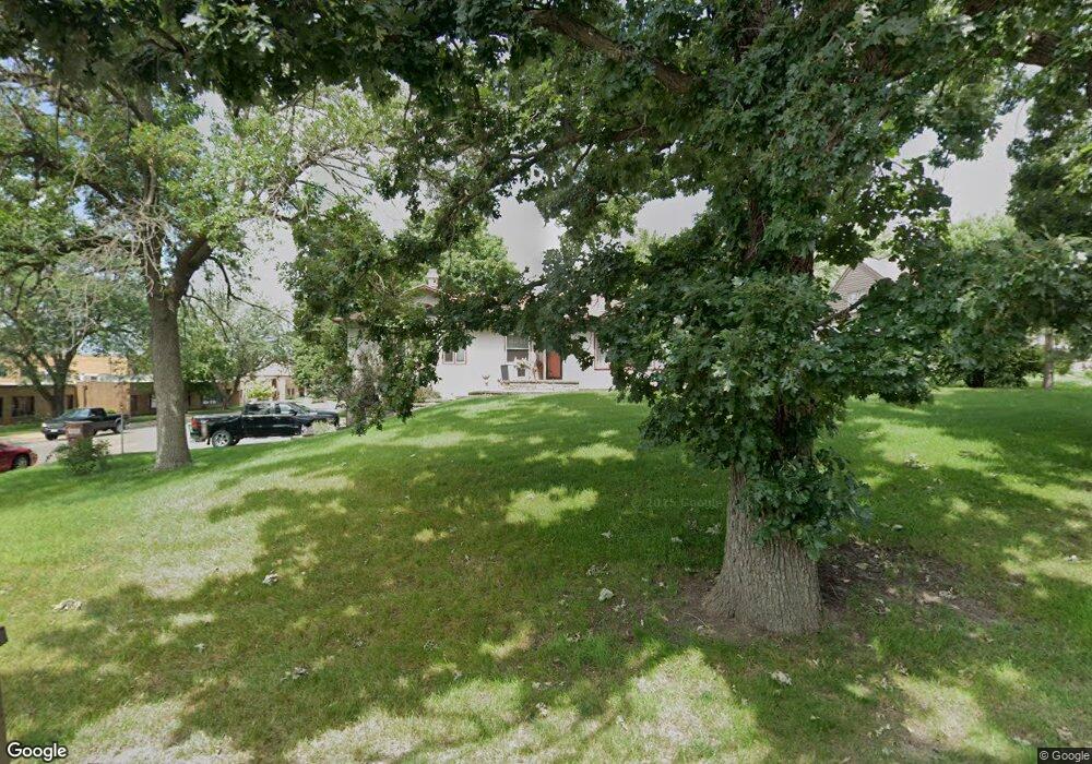 1203 E Hawthorne St, Albert Lea, MN 56007 - photo 1