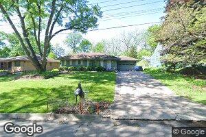 910 Cummins Pkwy, Des Moines, IA 50312