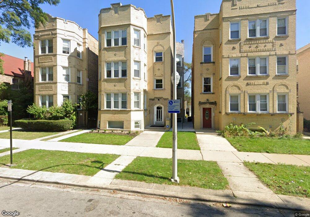 6123 N Mozart St unit 2, Chicago, IL 60659 - photo 1