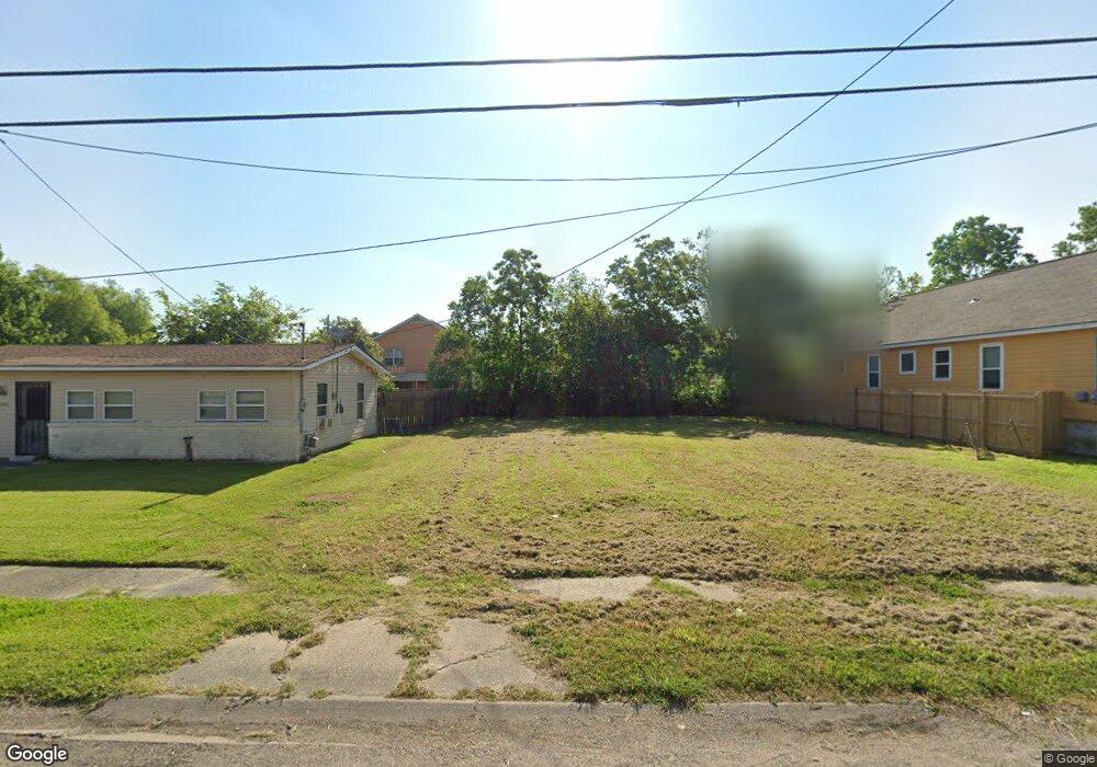5011 Piety Dr, New Orleans, LA 70126 - photo 1
