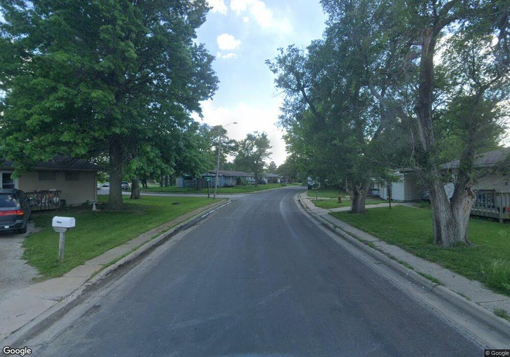 7203 SW Greenview Dr, Topeka, KS 66619 - photo 1