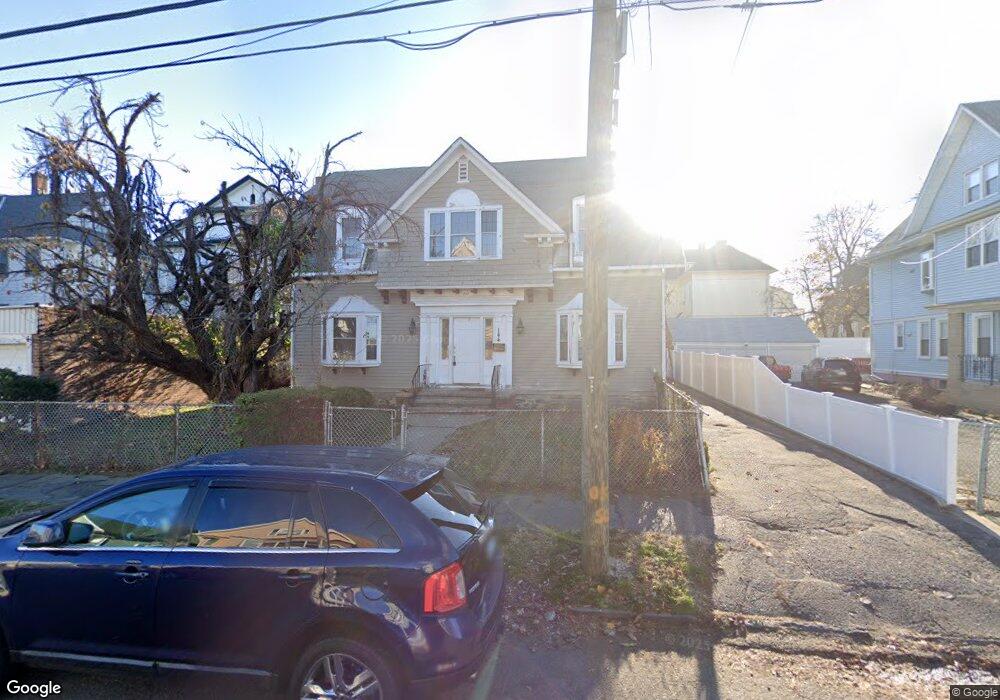 144 Harral Ave unit 1c, Bridgeport, CT 06604 - photo 1