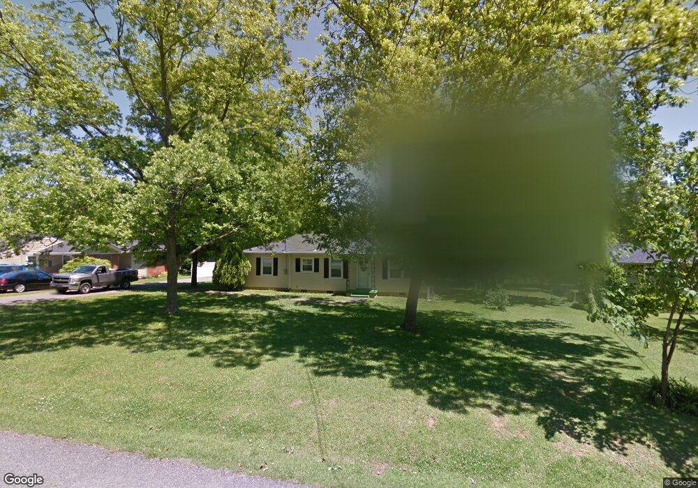 115 Sycamore Dr, Shelbyville, TN 37160 - photo 1