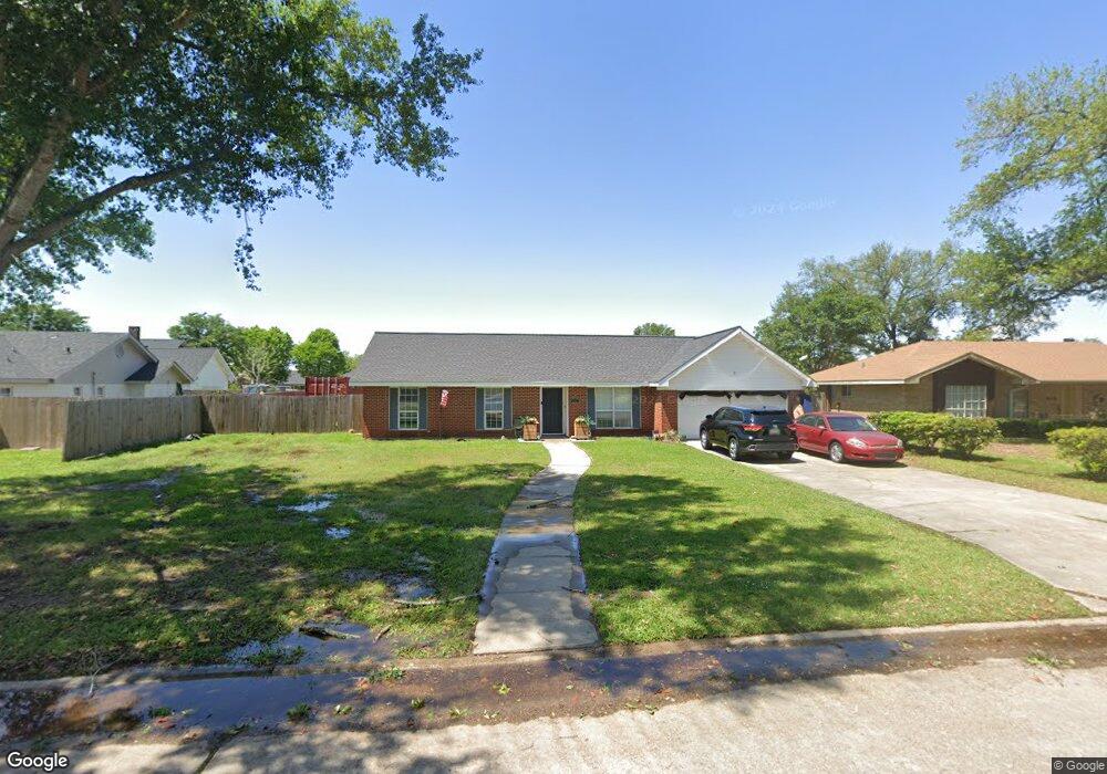 616 Bonvue St, Lake Charles, LA 70605 - photo 1