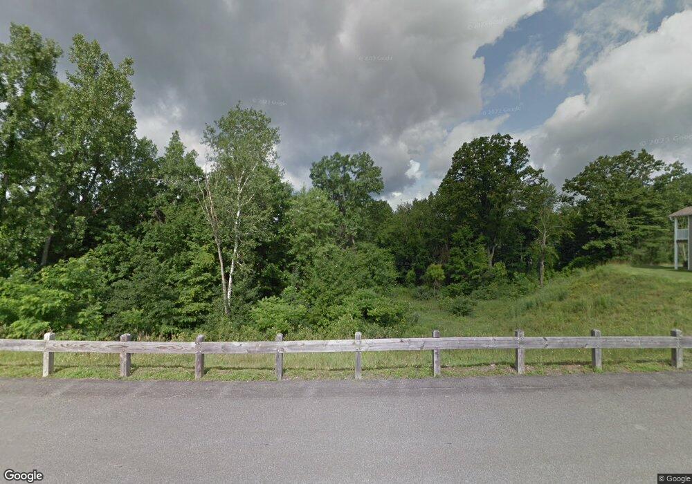 1 Forrest Pointe Dr, East Greenbush, NY 12061 - photo 1