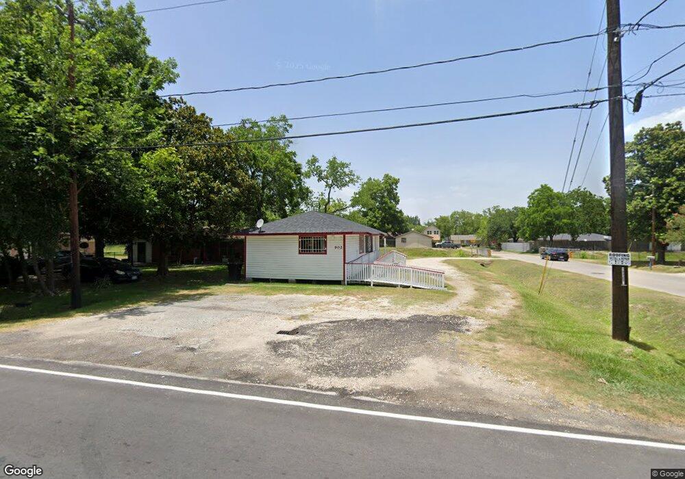 902 Dewalt St, Houston, TX 77088 - photo 1