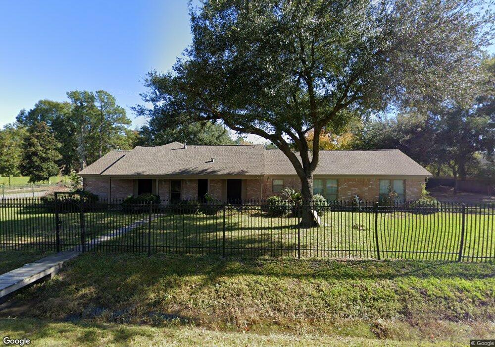 10934 Wicklowe St, Houston, TX 77016 - photo 1