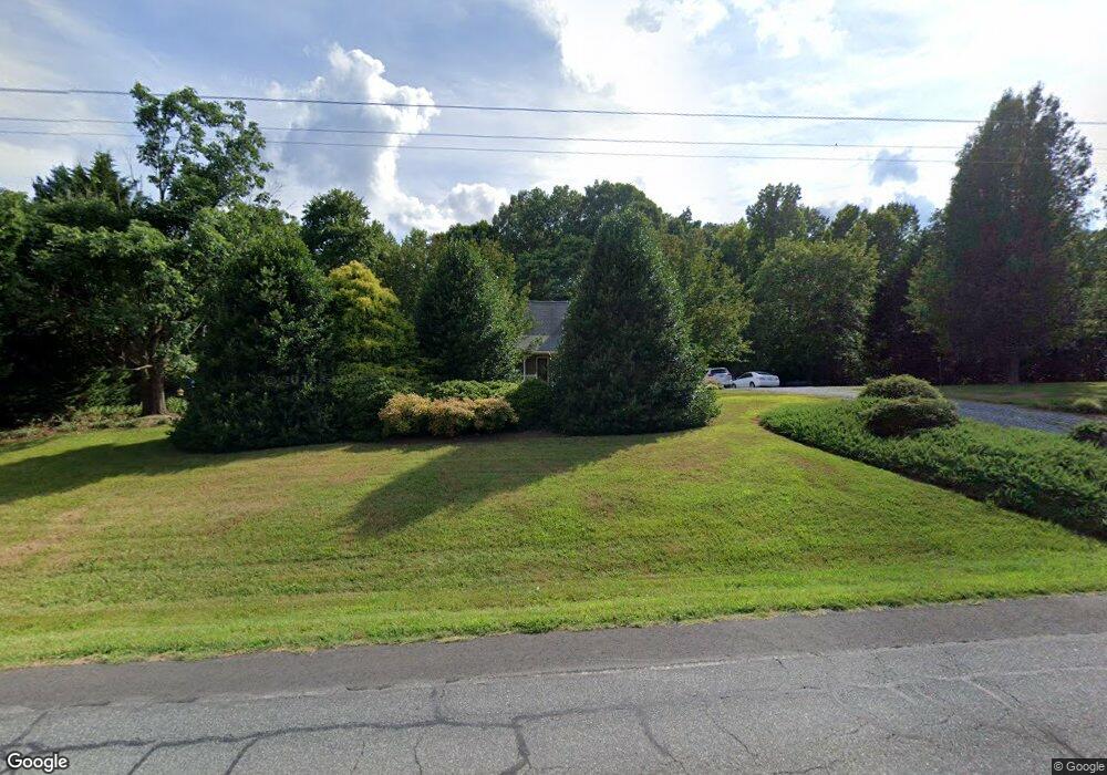 2556 Nc Highway 42 S, Asheboro, NC 27205 - photo 1