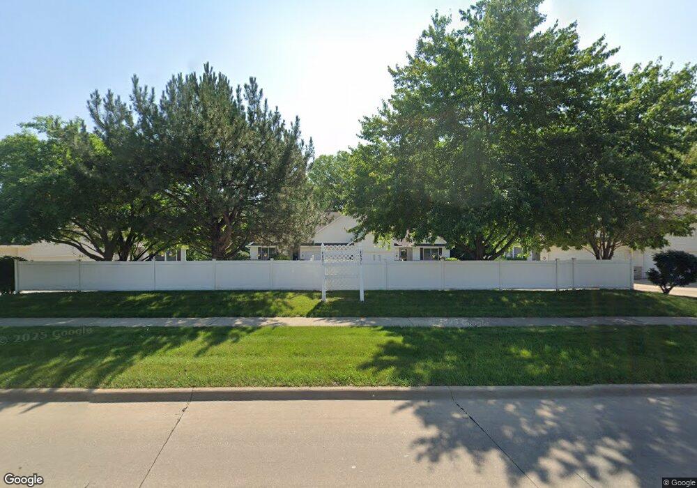 4801 N Division St, Davenport, IA 52806 - photo 1