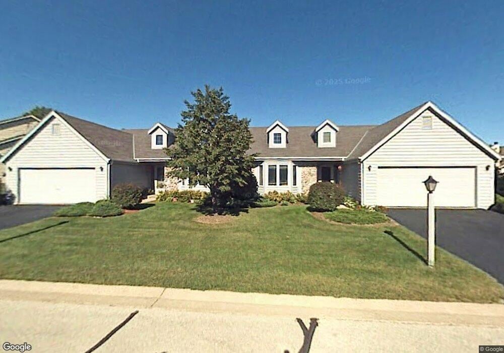 21360 Hallendale Ct unit V23, Brookfield, WI 53045 - photo 1