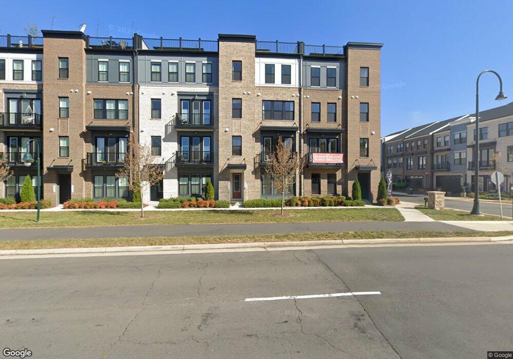 43605 Farringdon Square, Broadlands, VA 20148 - photo 1