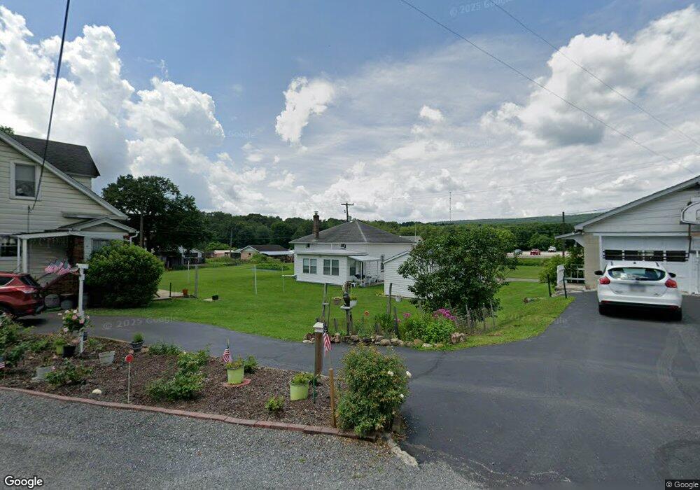 511 Franklin Ave, Tamaqua, PA 18252 - photo 1