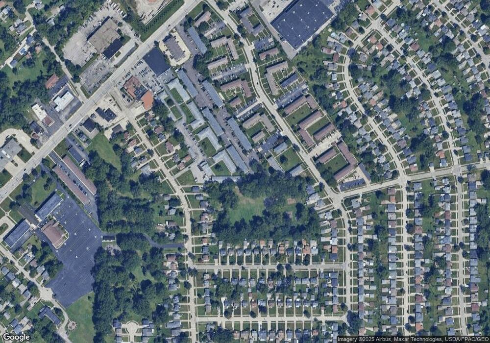 1618 Lee Terrace Dr unit C10, Wickliffe, OH 44092 - photo 1