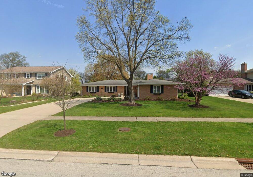 1617 Whitman Ln unit 2, Wheaton, IL 60189 - photo 1