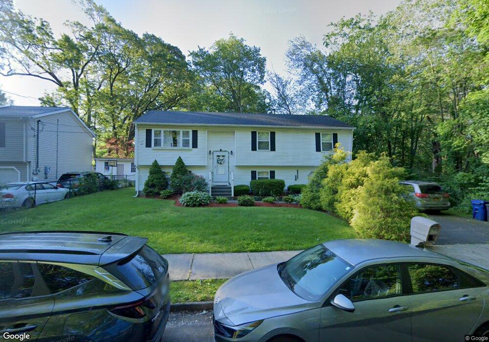 56 Medford St, West Haven, CT 06516 - photo 1