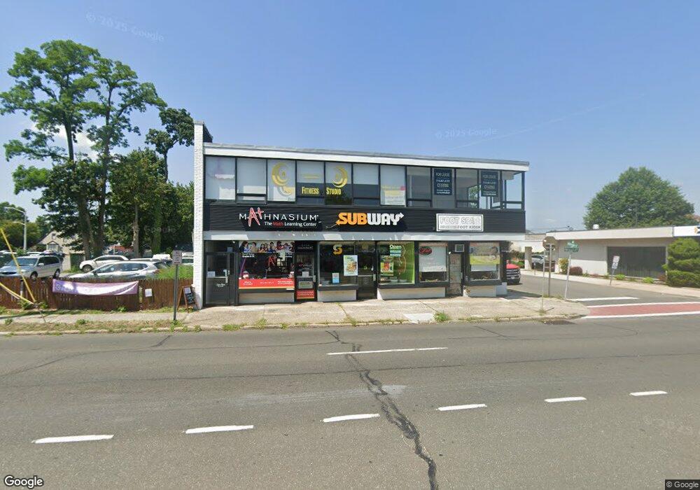 938 Port Washington Blvd, Port Washington, NY 11050 - photo 1