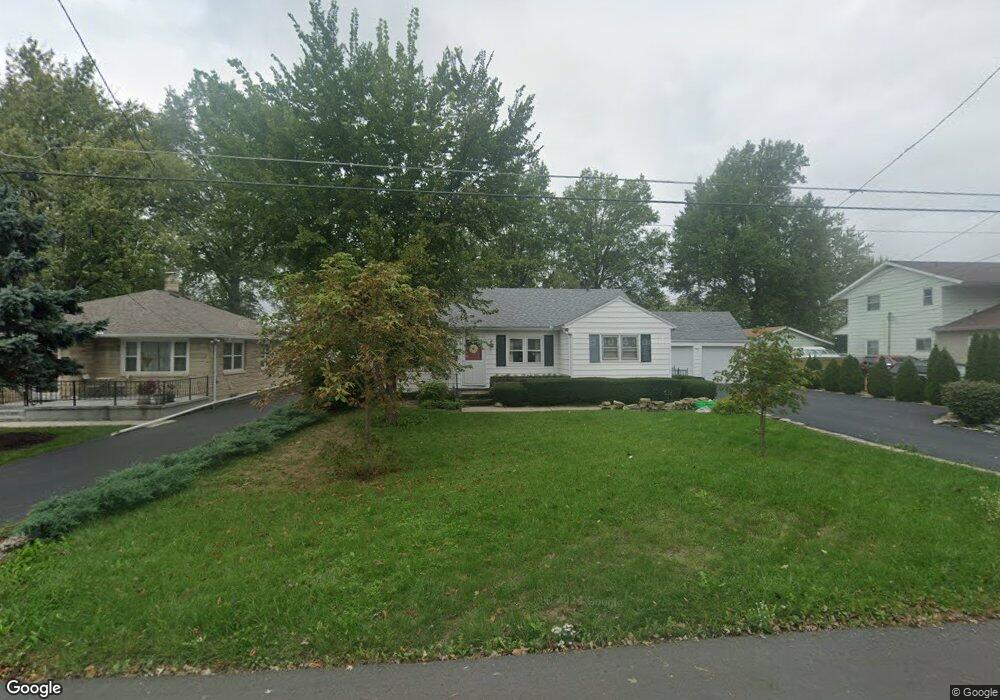 631 Cornell Dr, Lima, OH 45805 - photo 1