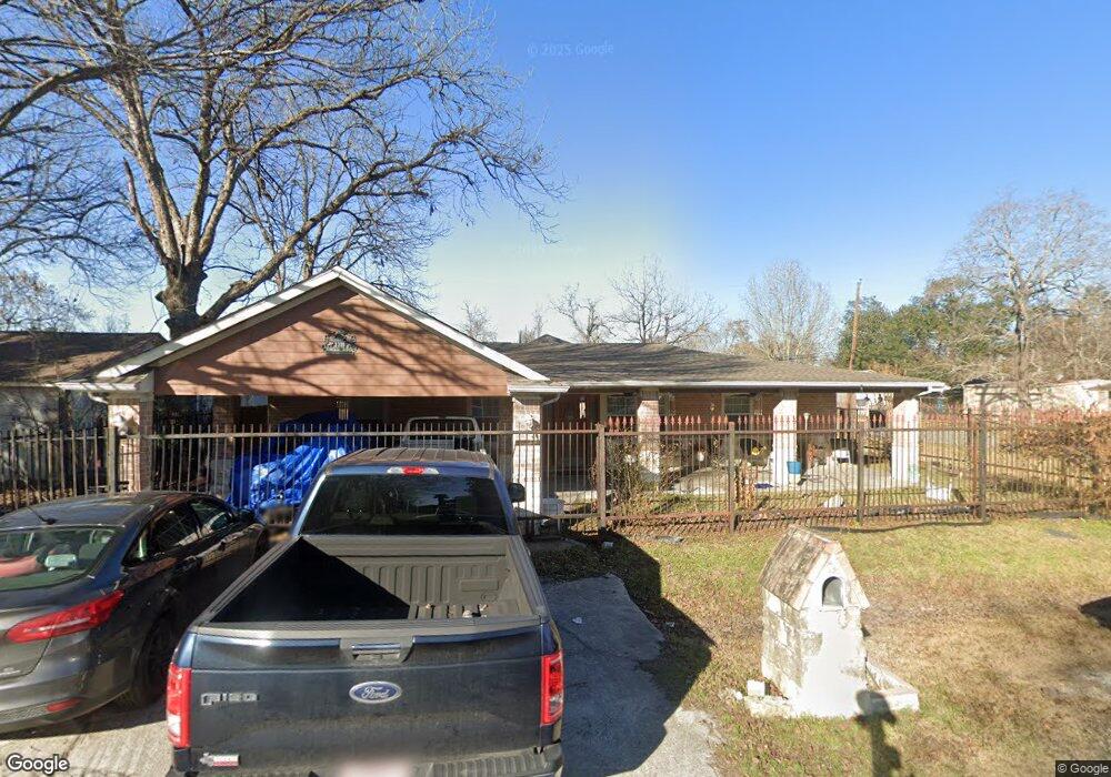 2331 Mooney Rd, Houston, TX 77093 - photo 1