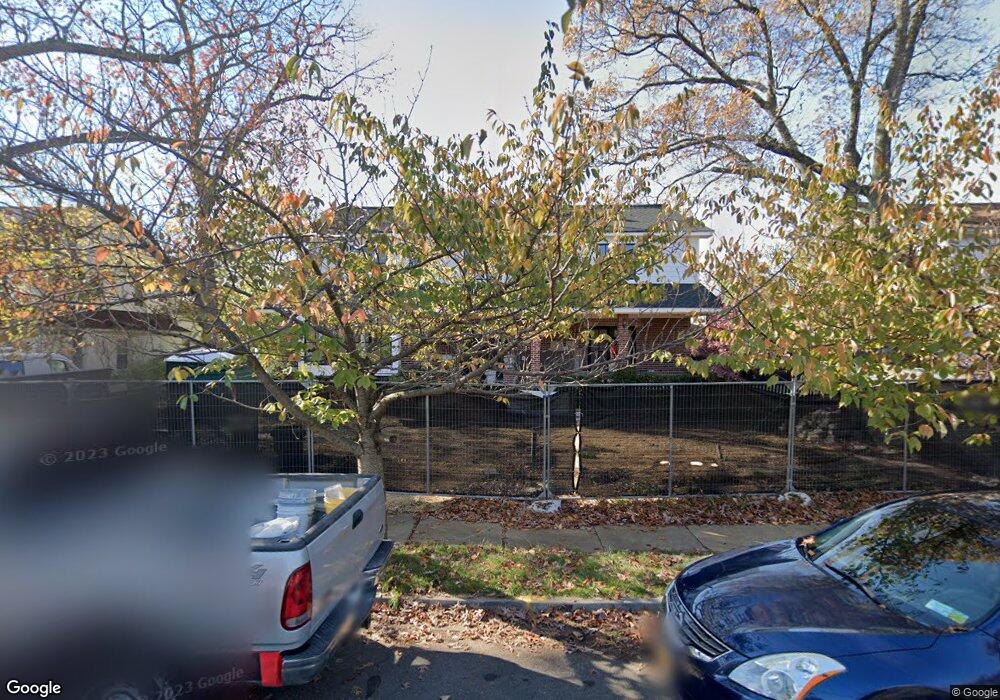 135 Oak St, Woodmere, NY 11598 - photo 1