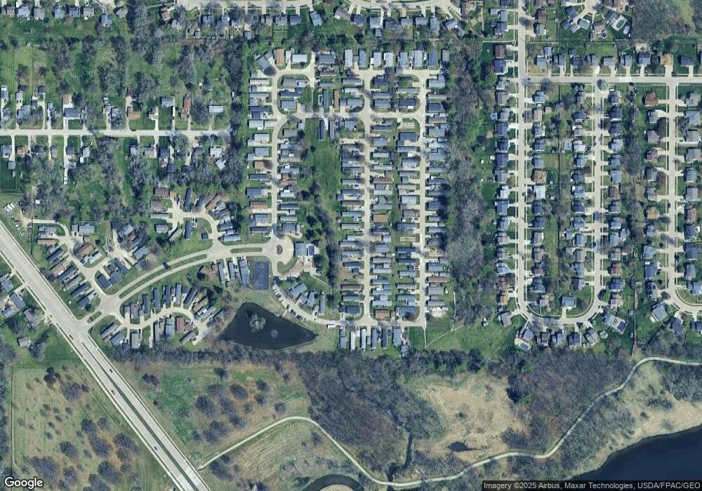 4200 Hampton Cir, Des Moines, IA 50320 - photo 1