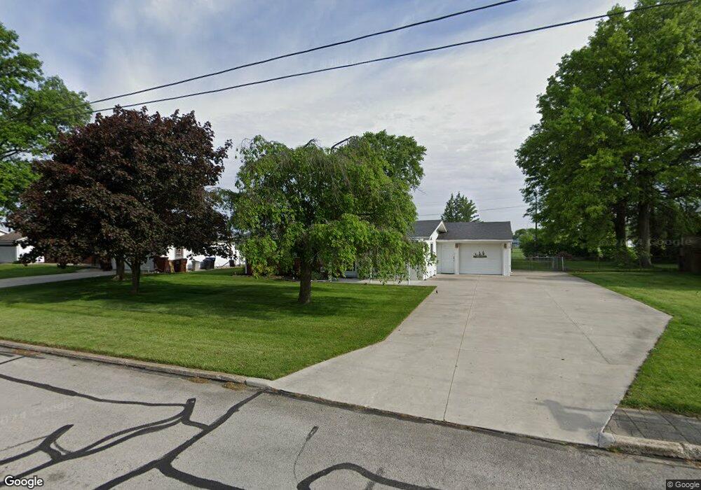 23803 W Meadow Dr, Genoa, OH 43430 - photo 1