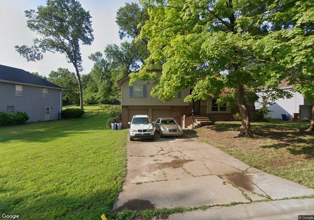 9919 W 65th Dr, Shawnee, KS 66203 - photo 1