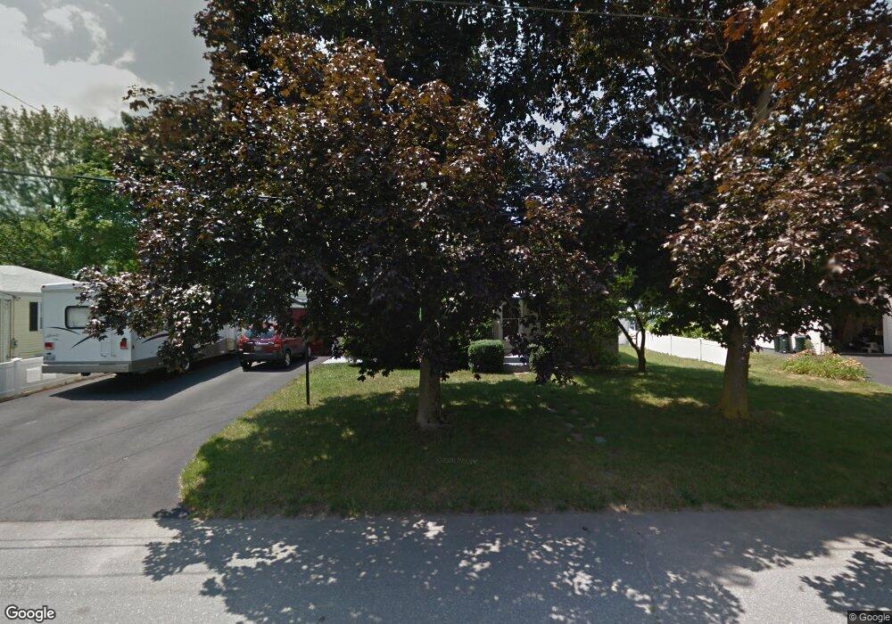 17 Laurelhurst Rd, Cranston, RI 02920 - photo 1