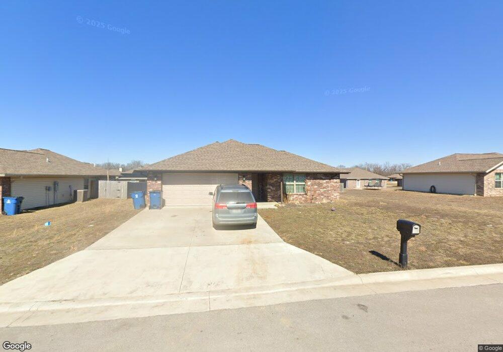 603 Monroe Cir, Carl Junction, MO 64834 - photo 1