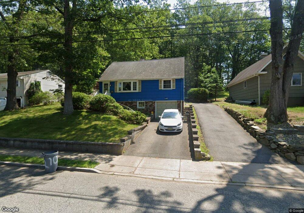 102 Rafkind Rd, Bloomingdale, NJ 07403 - photo 1