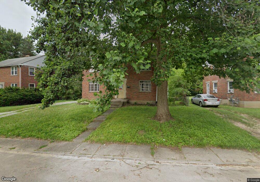 582 Lucas Dr, Xenia, OH 45385 - photo 1