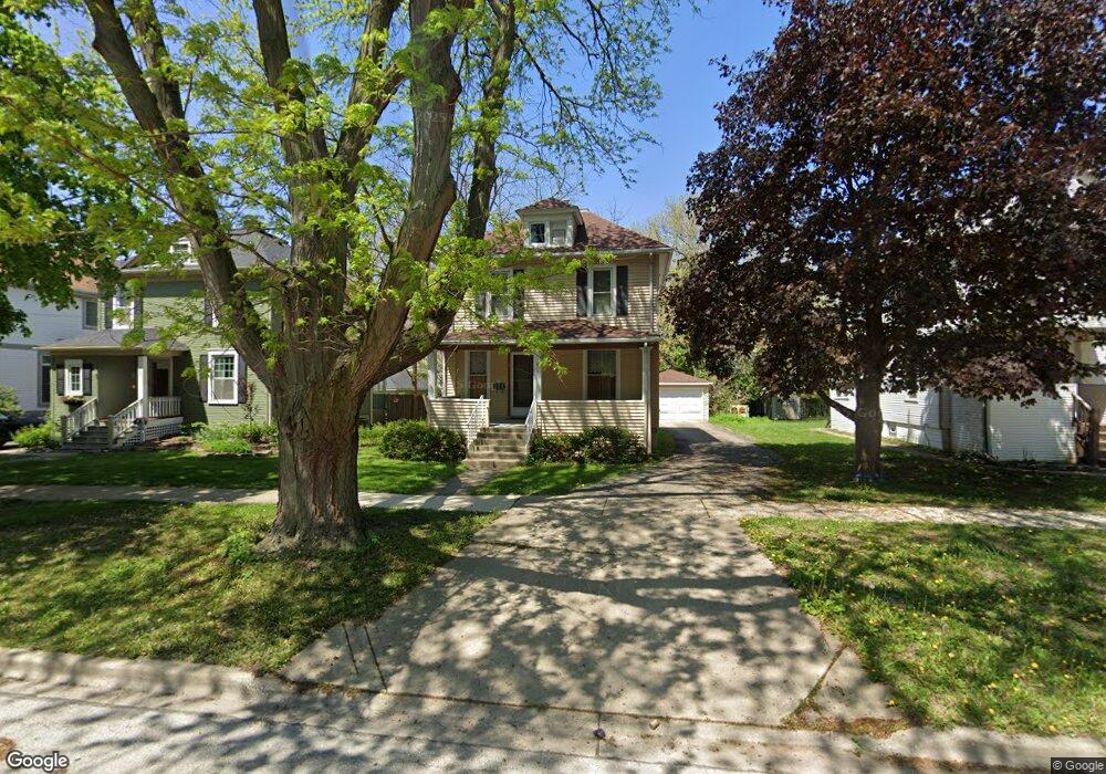 411 E Liberty Dr, Wheaton, IL 60187 - photo 1