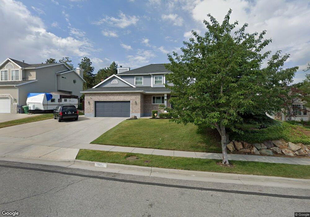 1898 Fall View Dr, Sandy, UT 84093 - photo 1