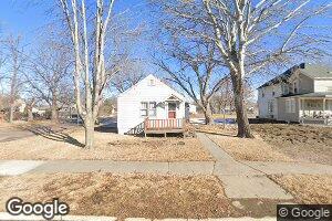 420 W 1st Ave, Lennox, SD 57039