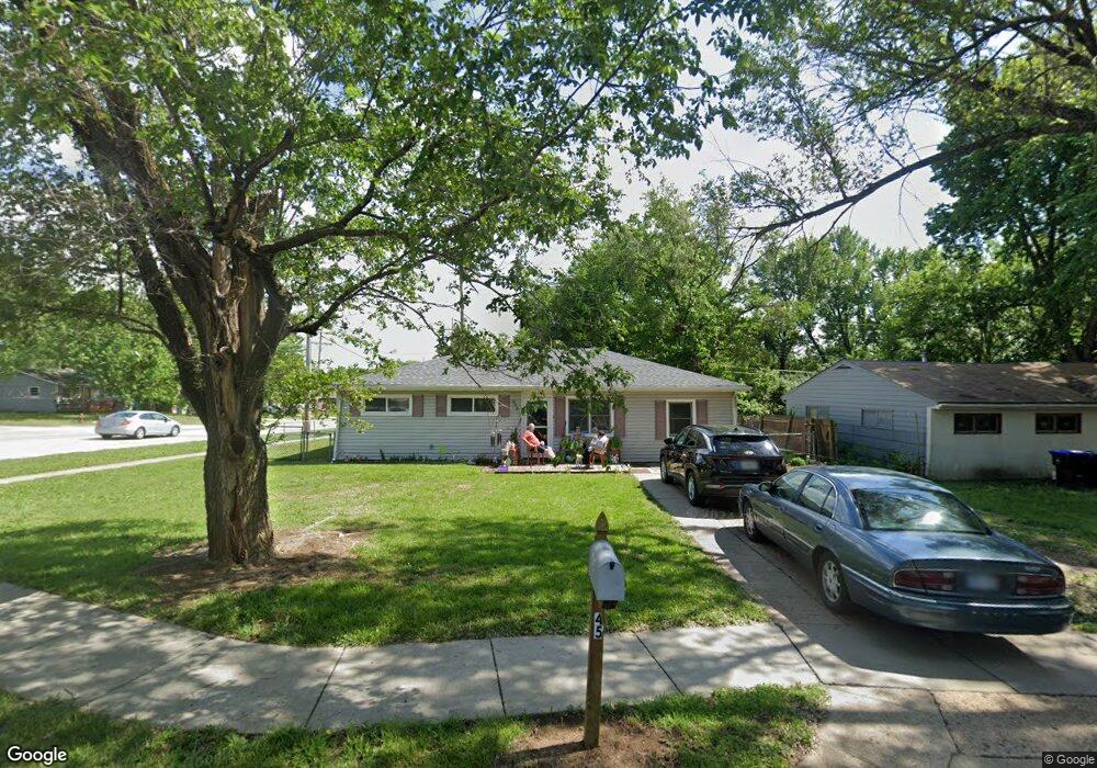 545 SE 36th St, Topeka, KS 66605 - photo 1