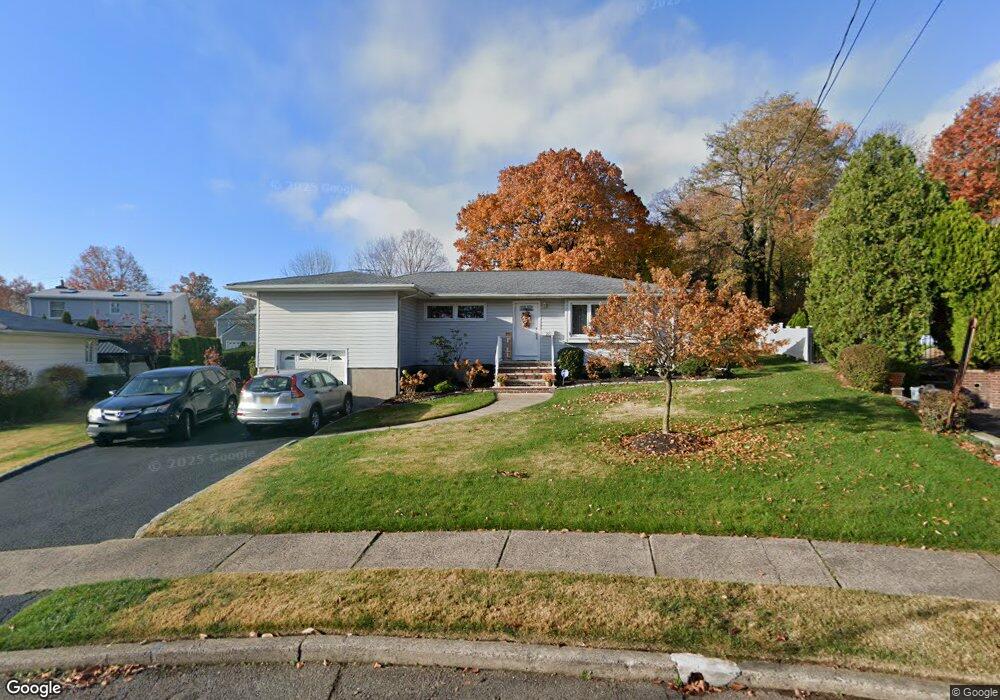 107 Stadtmauer Dr, Clifton, NJ 07013 - photo 1