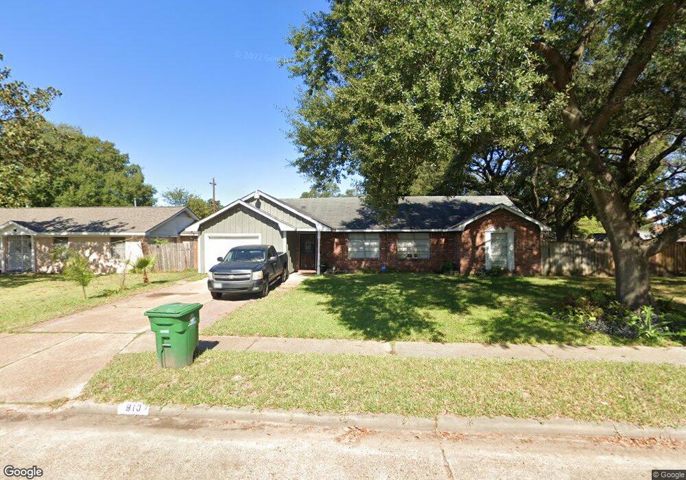 910 Rainy River Dr, Houston, TX 77088 - photo 1