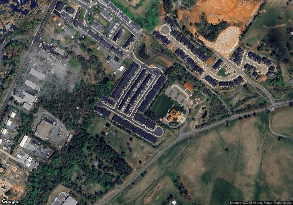 3429 Montague St unit 52, Charlottesville, VA 22902 - photo 1