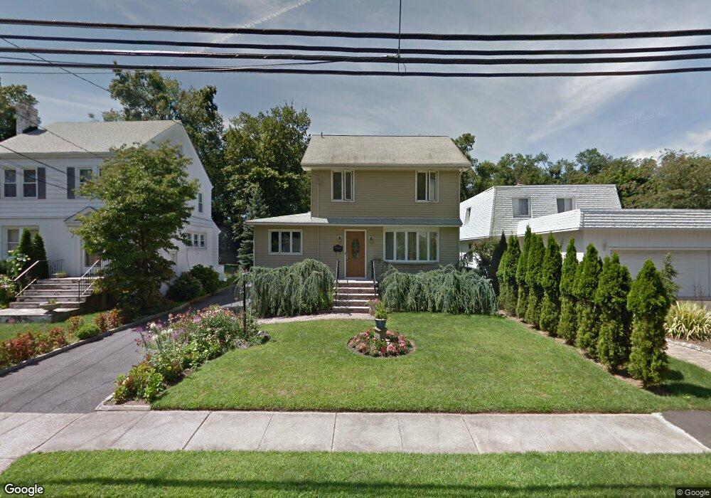 11 Royal Ave, Livingston, NJ 07039 - photo 1