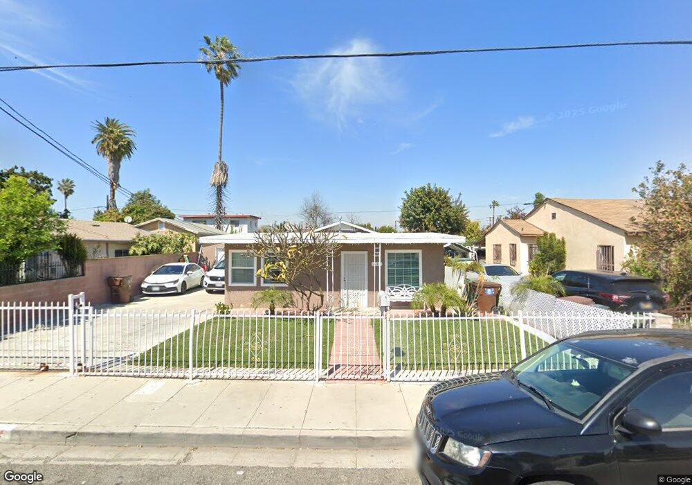 813 W Cedar St, Compton, CA 90220 - photo 1