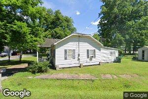 403 Bellvue St, Steele, MO 63877