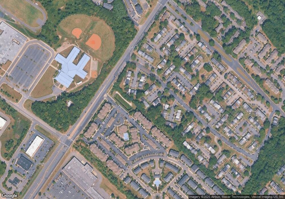 2918 Wren Ct, Woodbridge, VA 22191 - photo 1